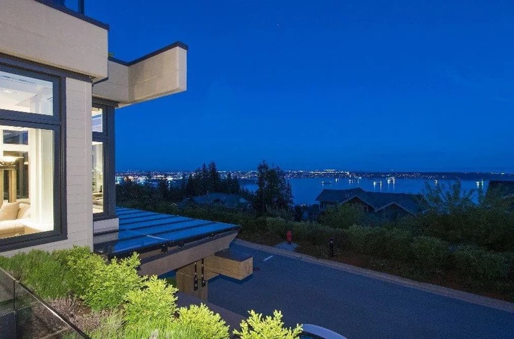 2551 HIGHGROVE MEWS, West Vancouver, BC — Residential for Sale - Photo 2