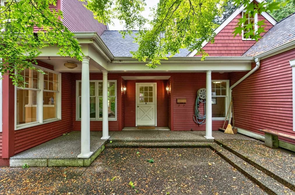 2555 128 STREET, Surrey, BC — Residential for Sale - Photo 2