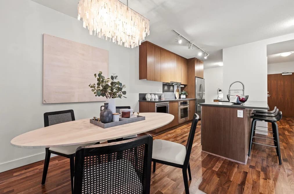256 250 E 6TH AVENUE, Vancouver, BC — Residential for Sale - Photo 2