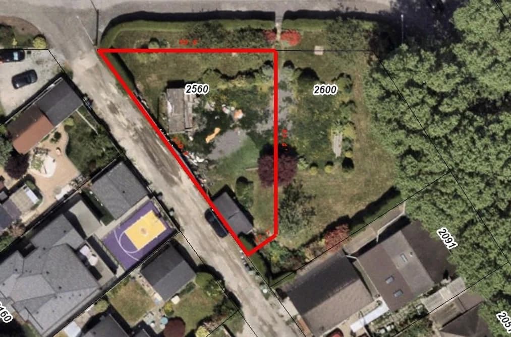 2560 WELLINGTON CRESCENT, Richmond, BC — Land for Sale - Main Photo
