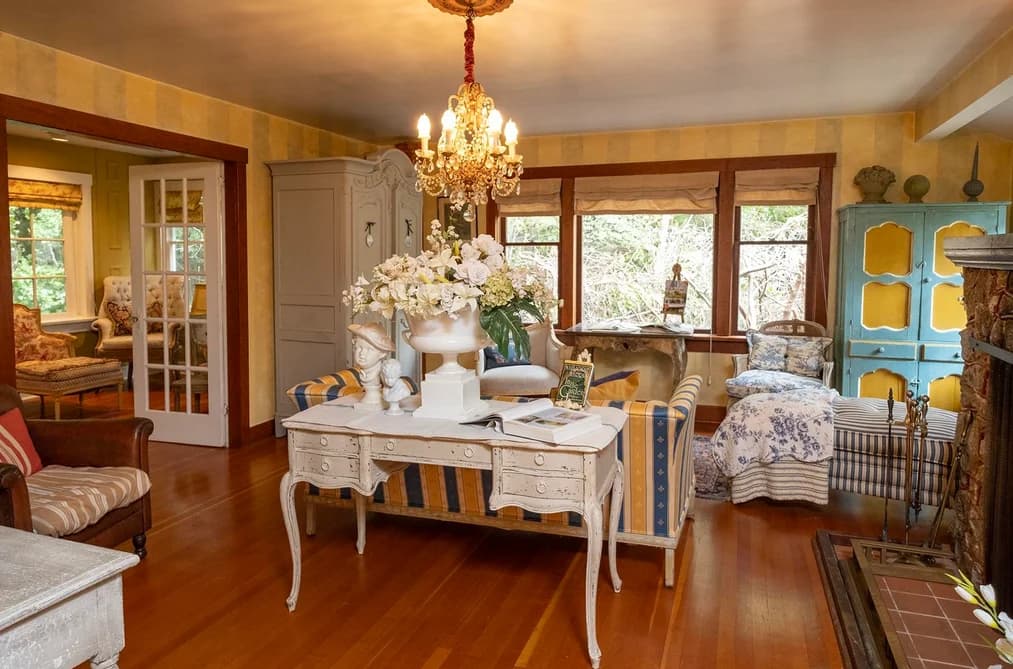 2572 MILES ROAD, Roberts Creek, BC — Residential for Sale - Photo 2