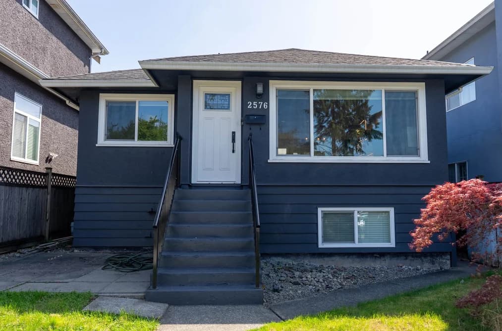 2576 E 27TH AVENUE, Vancouver, BC — Residential for Sale - Main Photo
