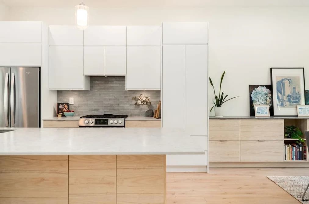 258 APRIL ROAD, Port Moody, BC — Residential for Sale - Main Photo