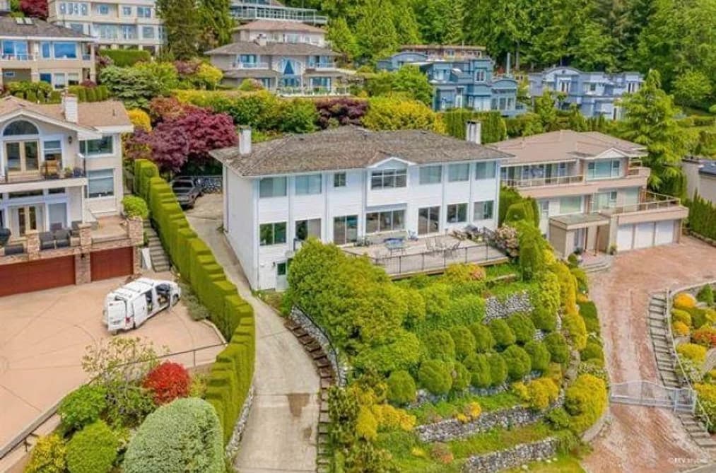 2585 WESTHILL WAY, West Vancouver, BC — Residential for Sale - Main Photo