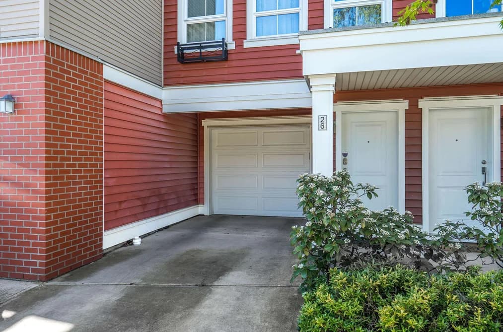 26 19505 68A AVENUE, Surrey, BC — Residential for Sale - Photo 2