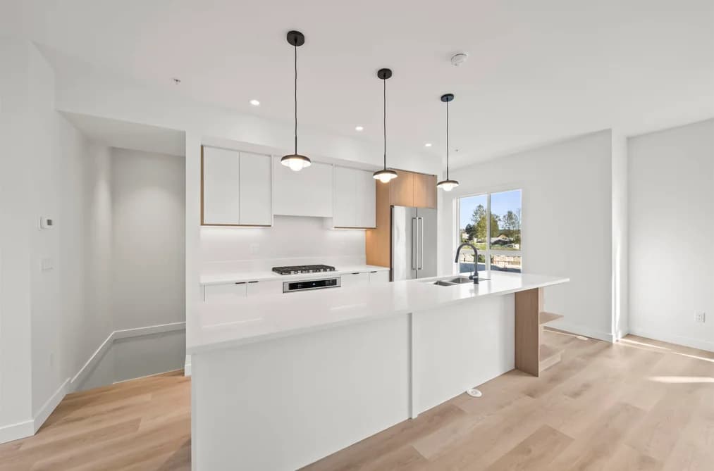 26 388 DUNCAN STREET, New Westminster, BC — Residential for Sale - Photo 2