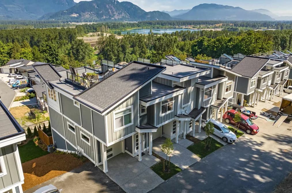 26 43998 CHILLIWACK MOUNTAIN ROAD, Chilliwack, BC — Residential for Sale - Main Photo