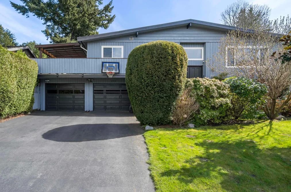 260 54A STREET, Delta, BC — Residential for Sale - Photo 2