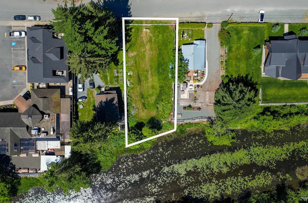 260 CEDAR AVENUE, Harrison Hot Springs, BC — Land for Sale - Photo 2