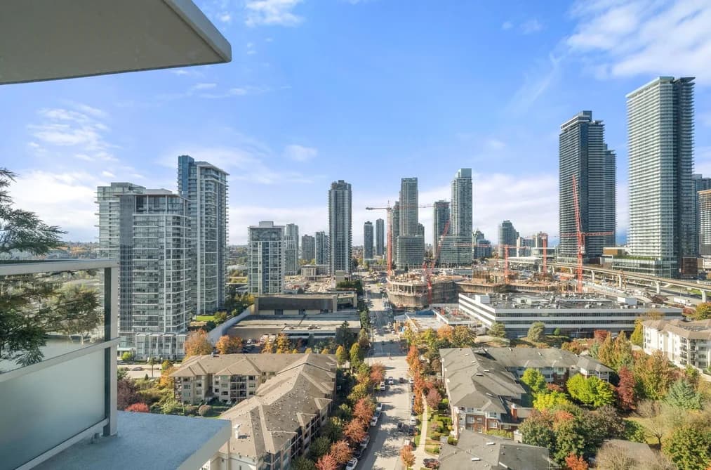 2601 2289 YUKON CRESCENT, Burnaby, BC — Residential for Sale - Photo 2