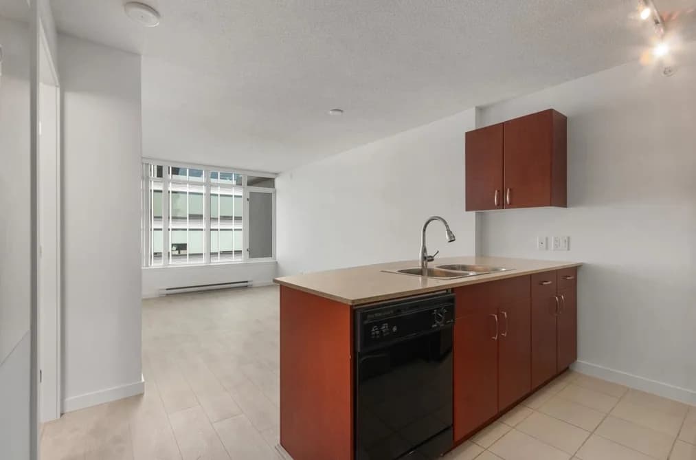 2606 610 GRANVILLE STREET, Vancouver BC V6C 3T3 - Photo 1