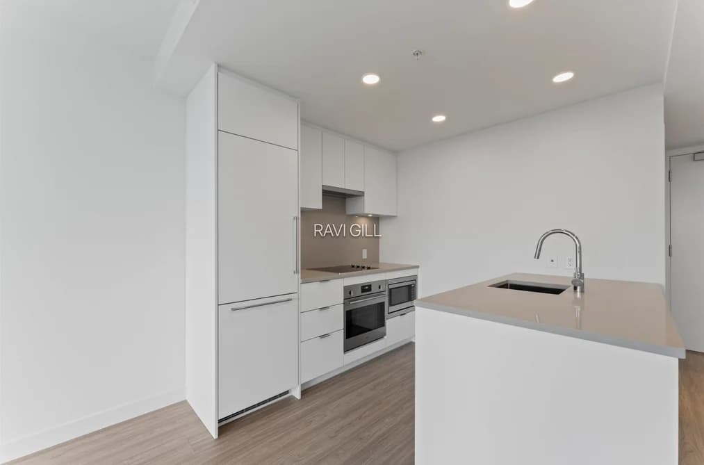 2609 13675 107A AVENUE, Surrey, BC — Residential for Sale - Photo 2