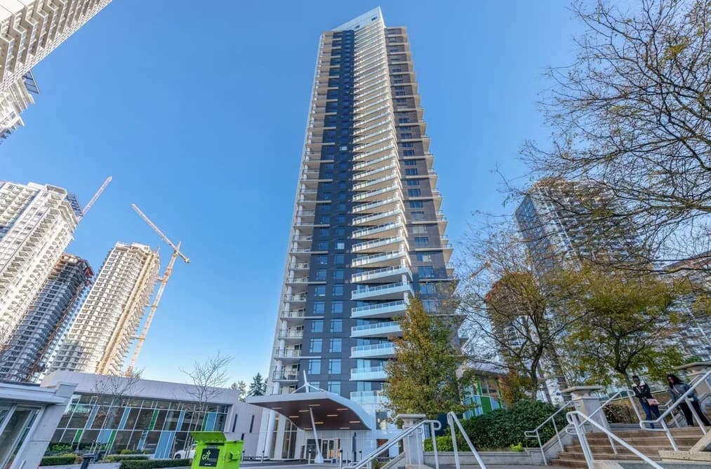 2609 9887 WHALLEY BOULEVARD, Surrey, BC — Residential for Sale - Main Photo