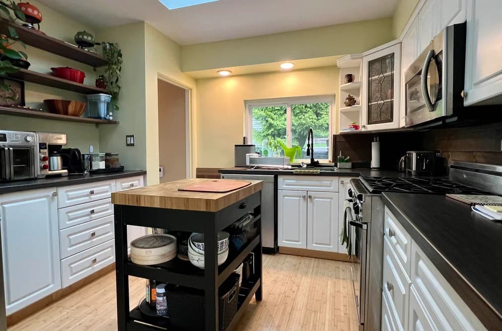 261 MONTGOMERY STREET, Coquitlam, BC — Residential for Sale - Photo 2