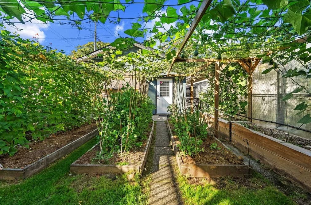 2621 CAMBRIDGE STREET, Vancouver, BC — Residential for Sale - Photo 2