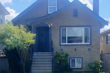 House for sale at 2622 Charles Street Vancouver British Columbia - MLS: R3113368