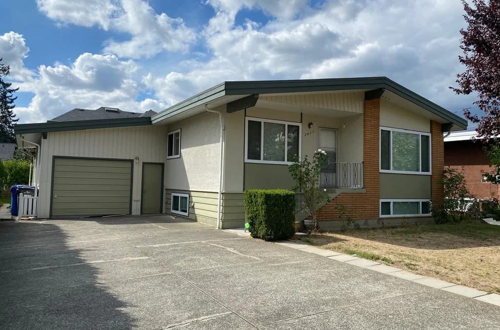 2627 COUNTESS STREET, Abbotsford, BC — Residential for Sale - Main Photo