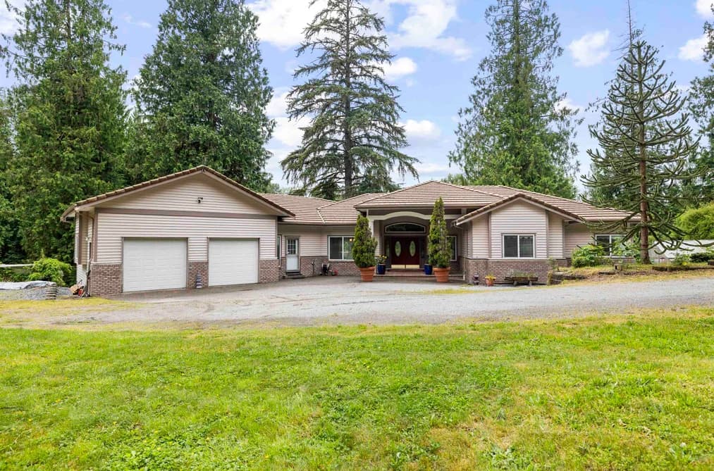 26350 TRETHEWEY CRESCENT, Maple Ridge, BC — Residential for Sale - Photo 2