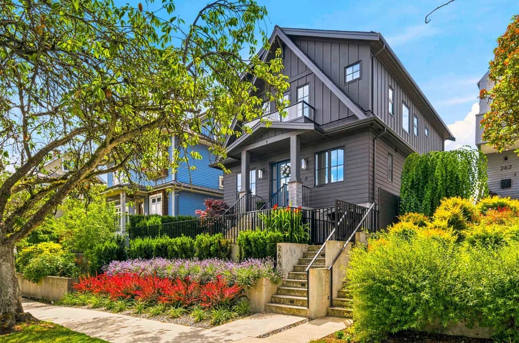 264 E 17TH AVENUE, Vancouver, BC — Residential for Sale - Main Photo