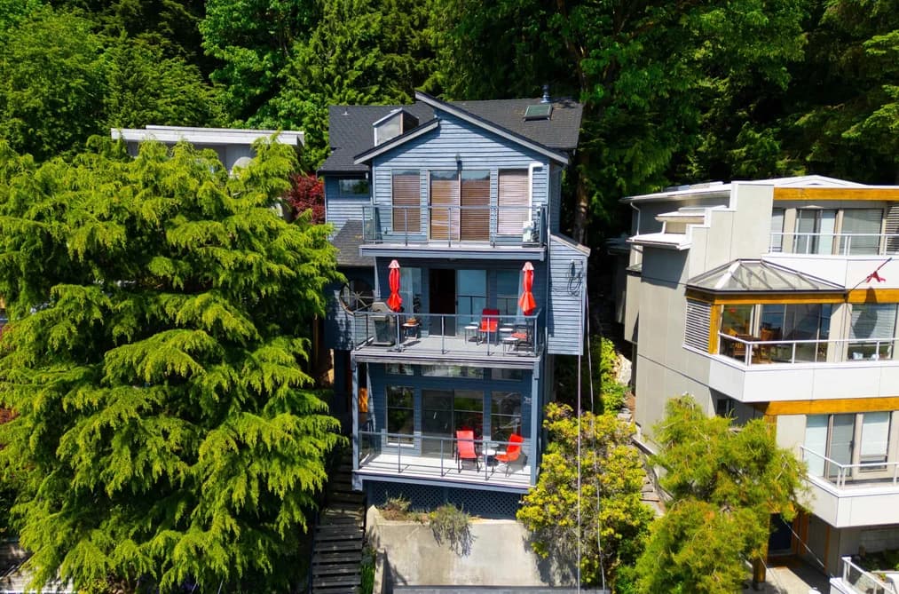 2643 PANORAMA DRIVE, North Vancouver, BC — Residential for Sale - Photo 2