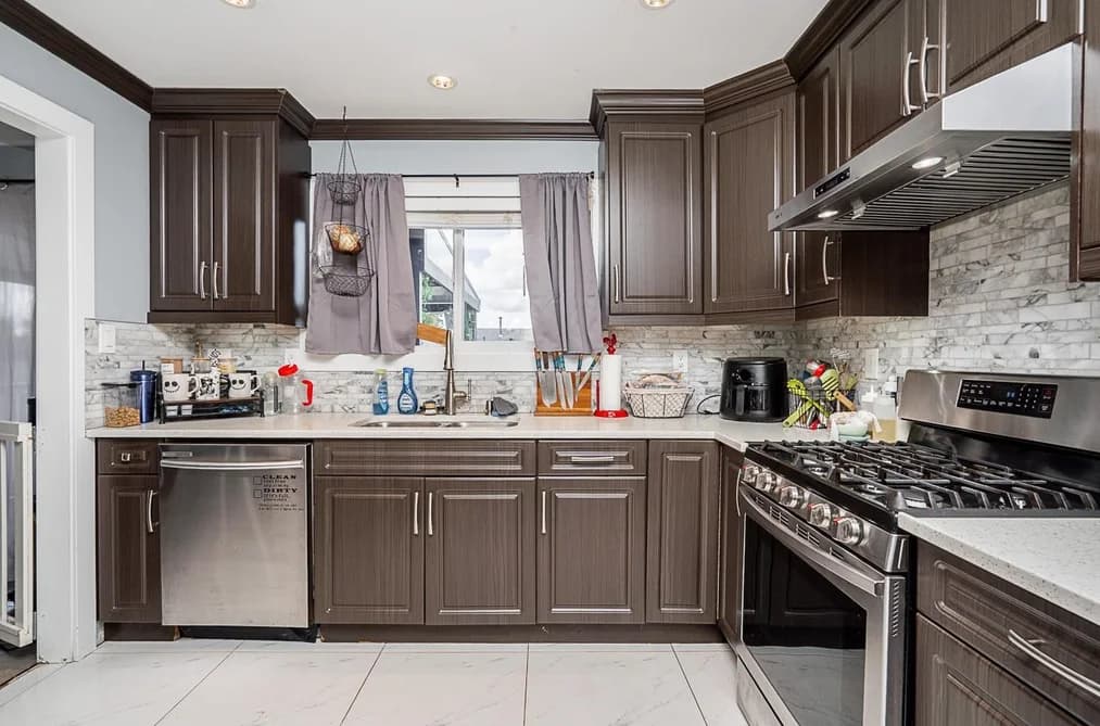 26487 30 AVENUE, Langley, BC — Residential for Sale - Photo 2