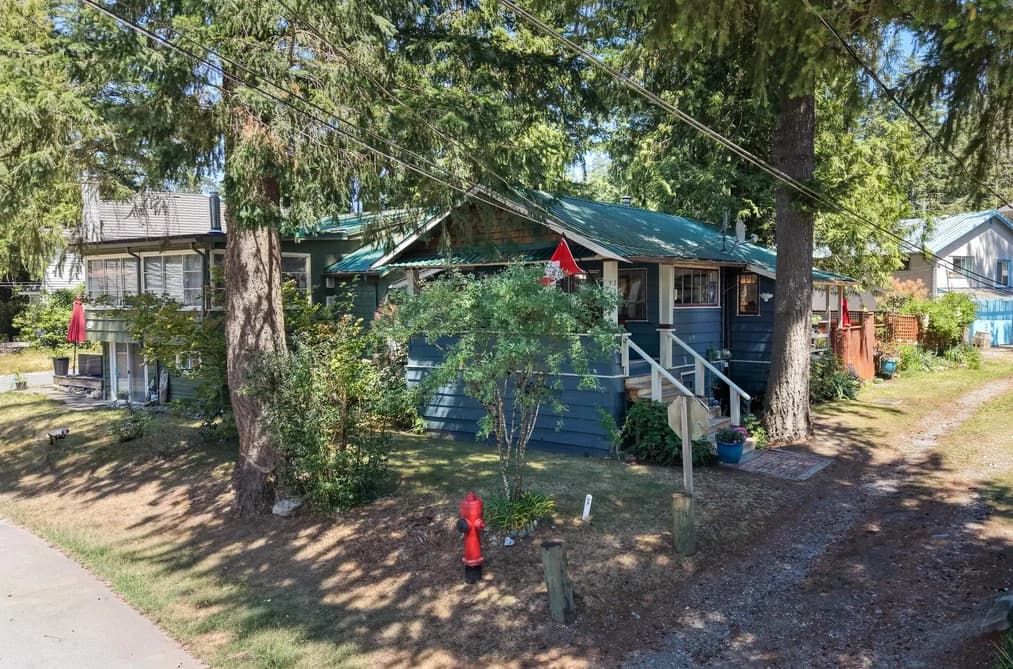 265 FIRST AVENUE, Cultus Lake, BC — Residential for Sale - Main Photo