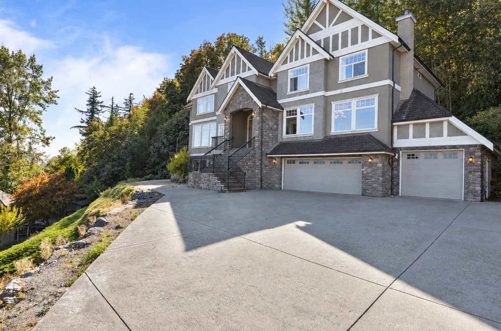 2651 STONECROFT DRIVE, Abbotsford, BC — Residential for Sale - Photo 2