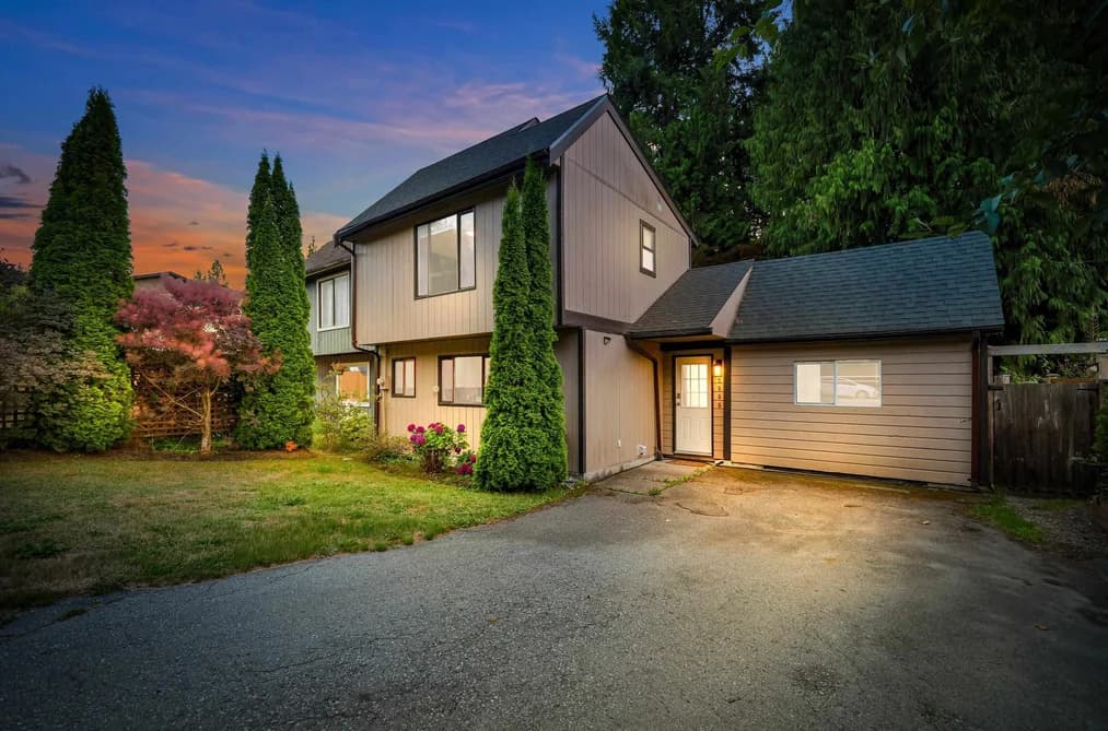 2655 RHUM & EIGG DRIVE, Squamish, BC — Residential for Sale - Photo 2