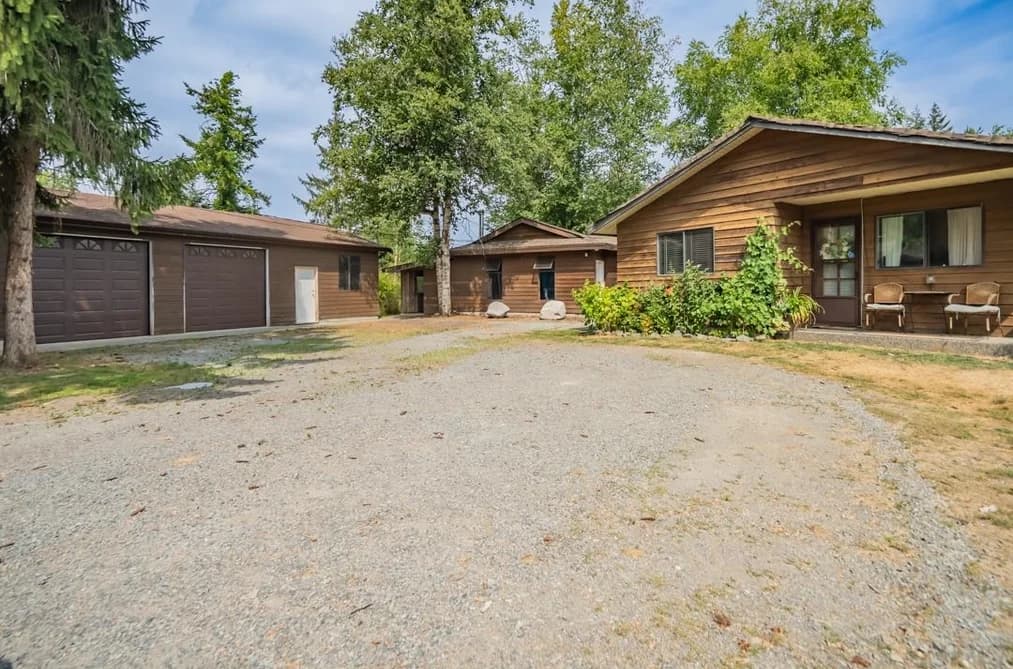 26559 58 AVENUE, Langley, BC — Residential for Sale - Photo 2