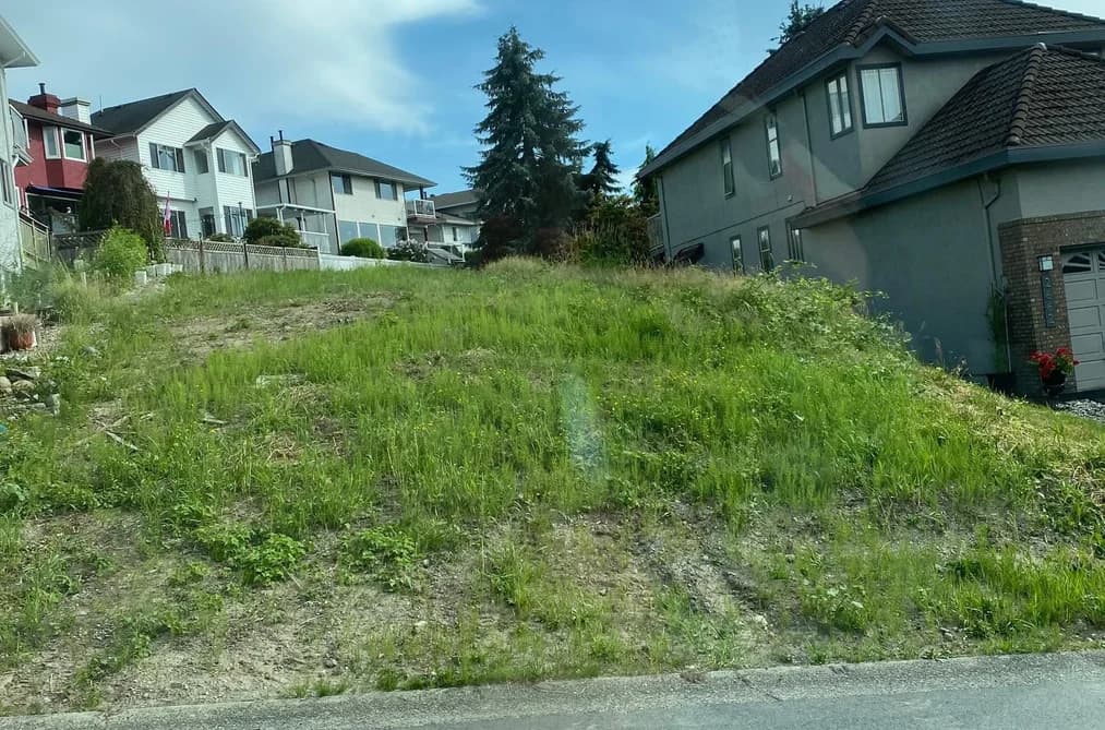 2658 KLASSEN COURT, Port Coquitlam, BC — Land for Sale - Photo 2