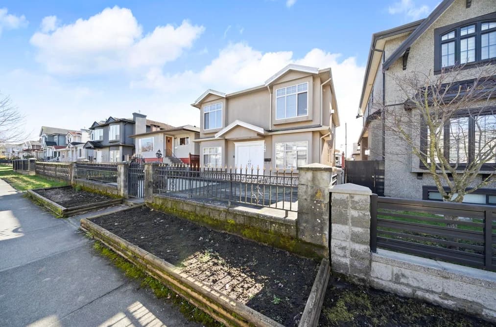 266 E 55TH AVENUE, Vancouver, BC — Residential for Sale - Photo 2
