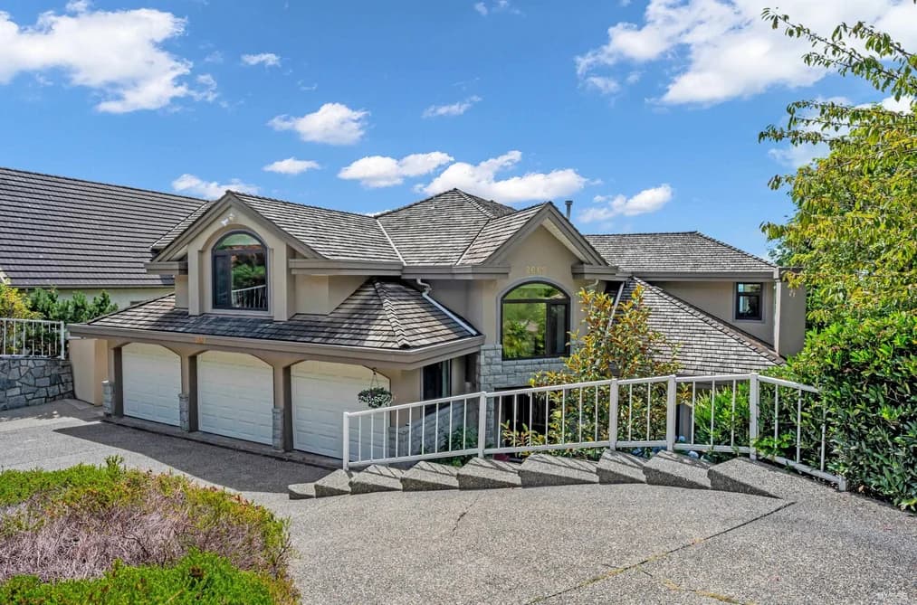 2662 CHELSEA PLACE, West Vancouver, BC — Residential for Sale - Photo 2
