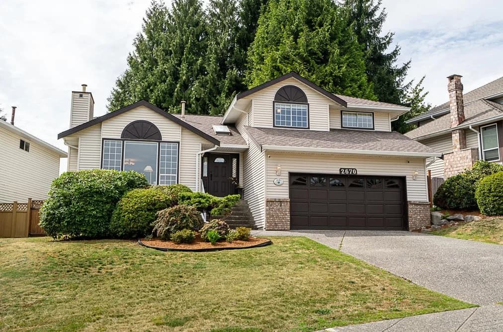 2670 BREWSTER DRIVE, Coquitlam, BC — Residential for Sale - Main Photo