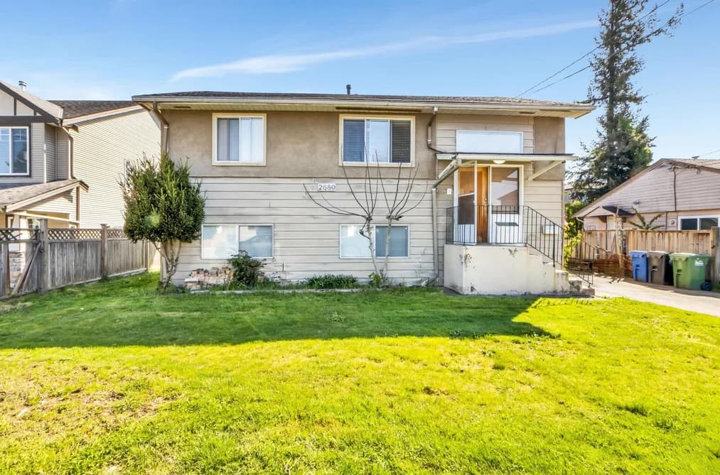 2680 VICTORIA STREET, Abbotsford, BC — Residential for Sale - Photo 2