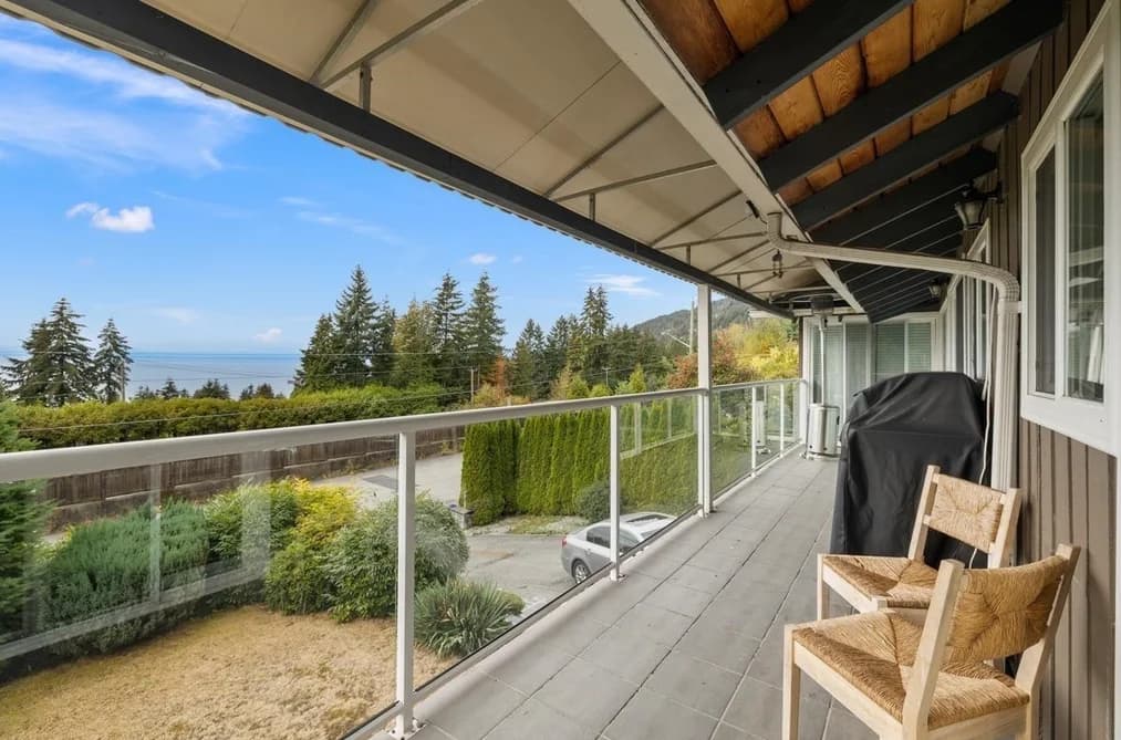 2685 SKILIFT PLACE, West Vancouver, BC — Residential for Sale - Photo 2