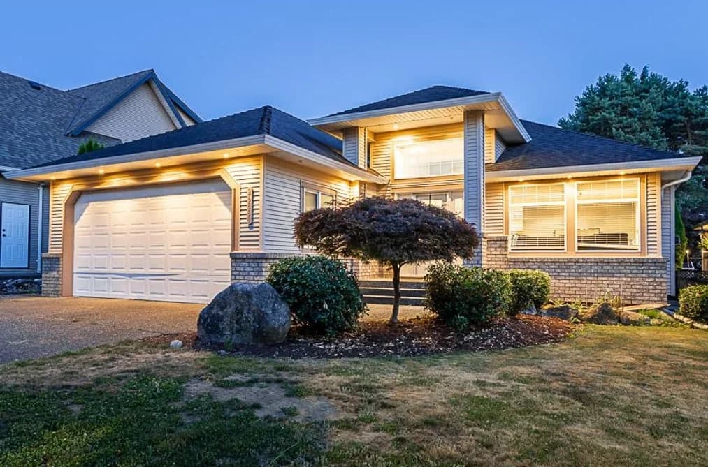 26880 25A AVENUE, Langley, BC — Residential for Sale - Main Photo