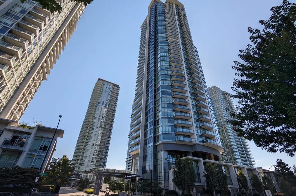2701 4900 LENNOX LANE, Burnaby, BC — Residential for Sale - Main Photo