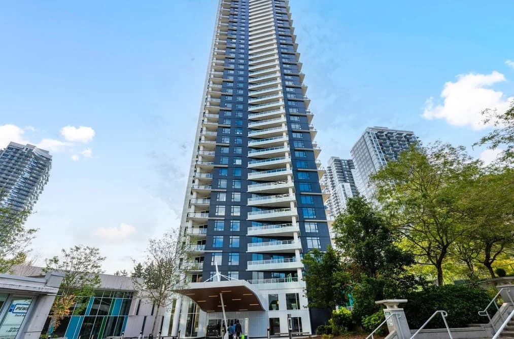 2702 9887 WHALLEY BOULEVARD, Surrey, BC — Residential for Sale - Main Photo