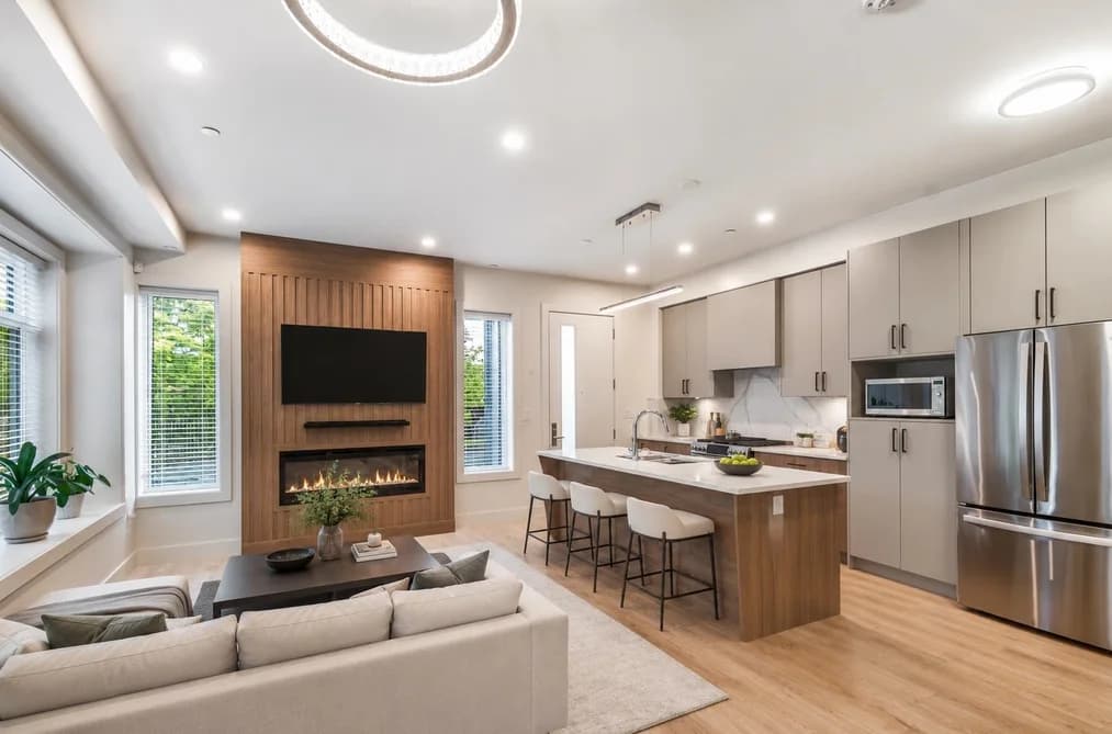 2705 WAVERLEY AVENUE, Vancouver, BC — Residential for Sale - Photo 2