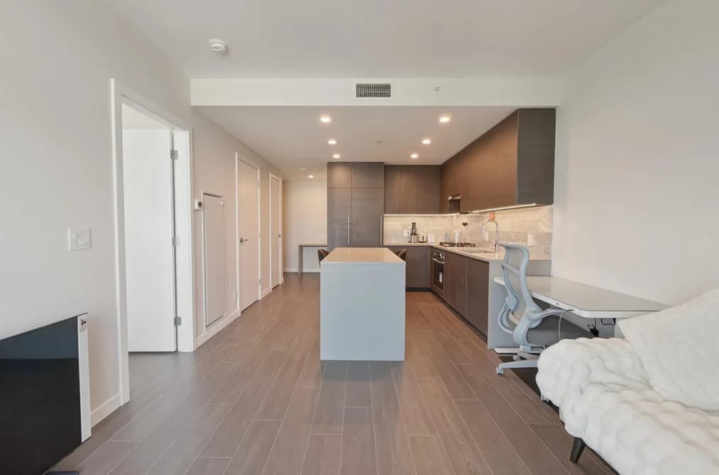 2707 2108 GILMORE AVENUE, Burnaby, BC — Residential for Sale - Photo 2