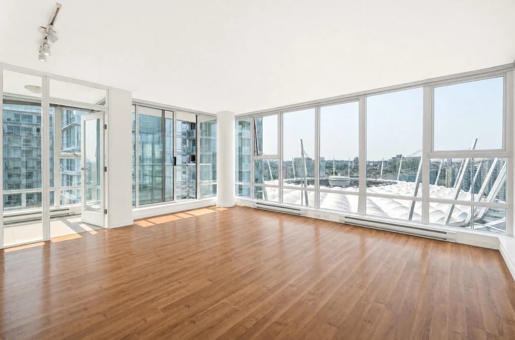 2710 668 CITADEL PARADE, Vancouver, BC — Residential for Sale - Photo 2