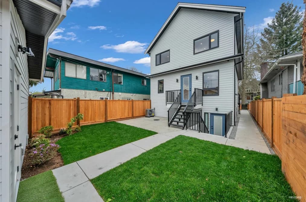 2713 CHEYENNE AVENUE, Vancouver, BC — Residential for Sale - Main Photo