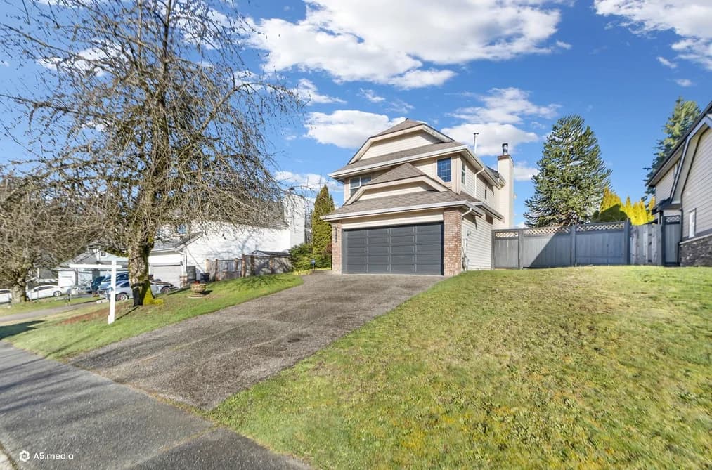 2713 MARA DRIVE, Coquitlam, BC — Residential for Sale - Photo 2