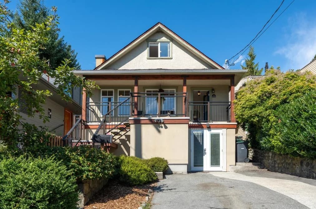 272 E OSBORNE ROAD, North Vancouver, BC — Residential for Sale - Main Photo