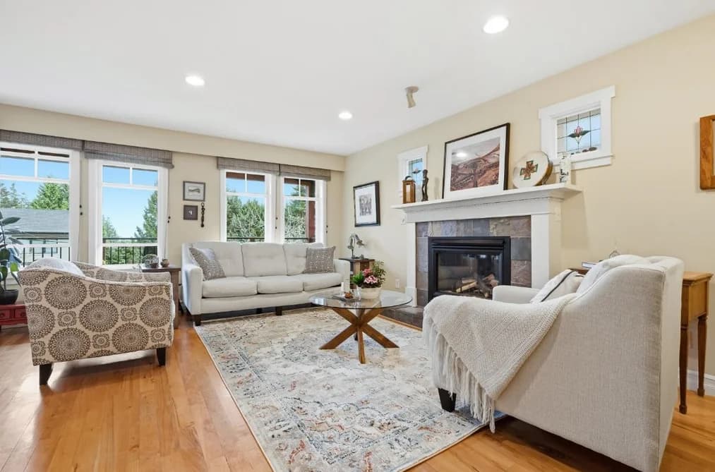 272 E OSBORNE ROAD, North Vancouver, BC — Residential for Sale - Photo 2