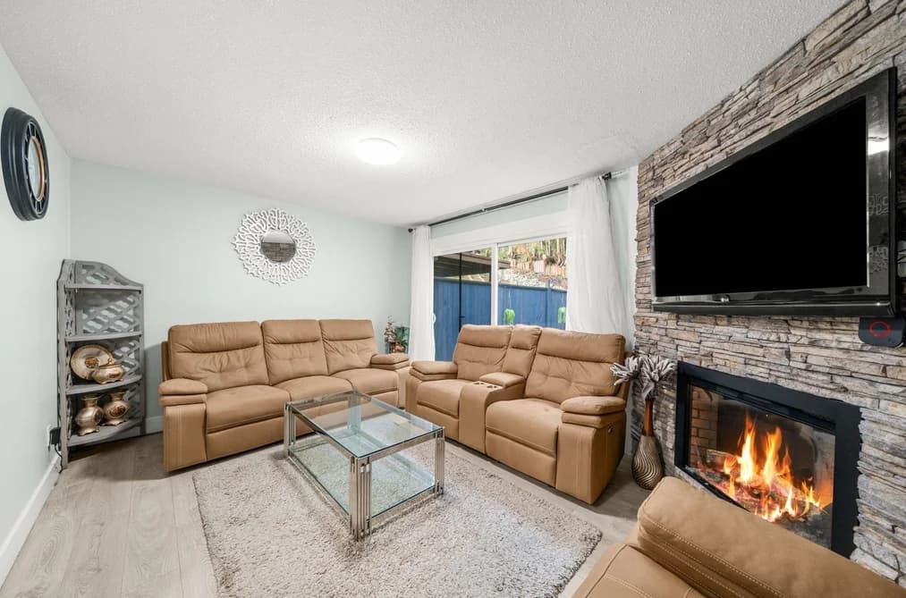2725 SANDON DRIVE, Abbotsford, BC — Residential for Sale - Photo 2