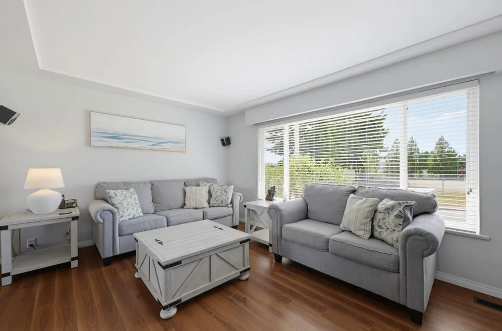 273 BURNS STREET, Coquitlam, BC — Residential for Sale - Photo 2