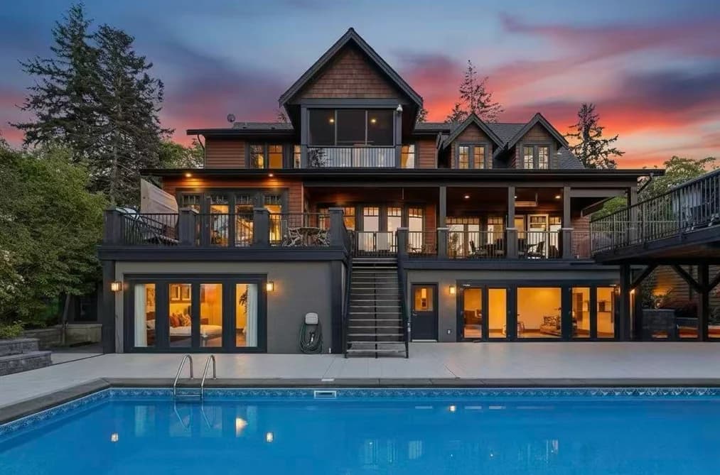 2737 CRESCENT DRIVE, Surrey, BC — Residential for Sale - Main Photo