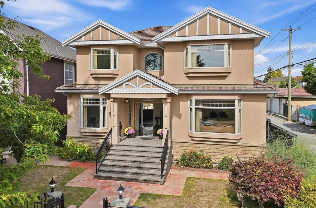 2763 E 53RD AVENUE, Vancouver, BC — Residential for Sale - Photo 2