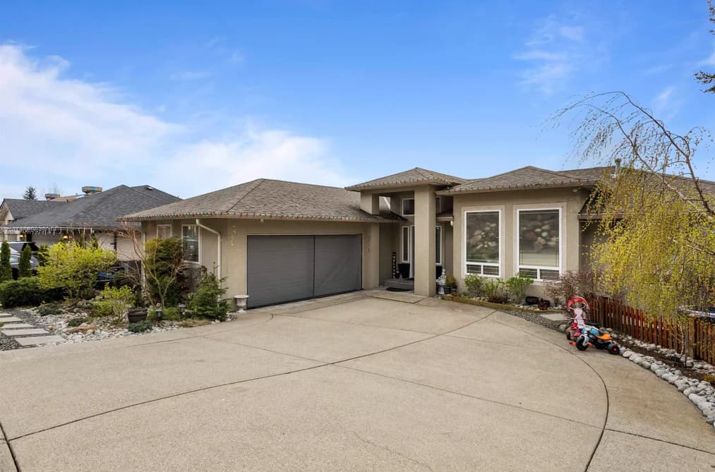 2772 ST MORITZ WAY, Abbotsford, BC — Residential for Sale - Main Photo